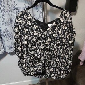 Astr Black and White Wrap Ruched Blouse 3/4 Sleeve